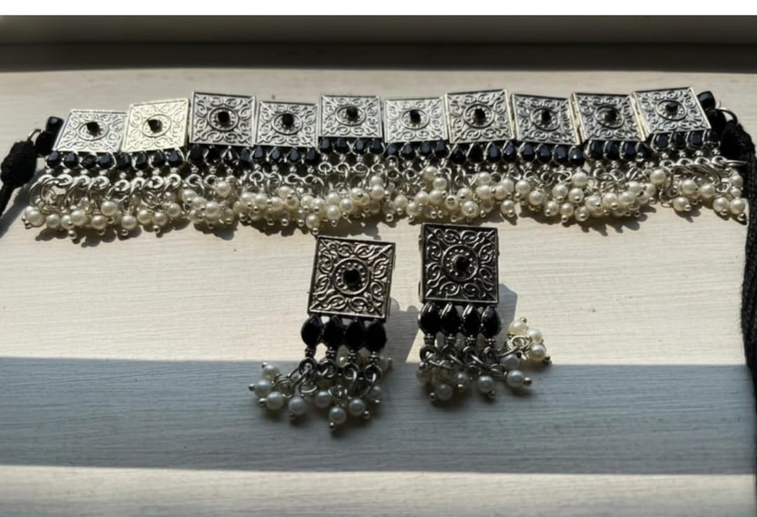 Handpicked Oxidised Pearl Choker Necklace Set